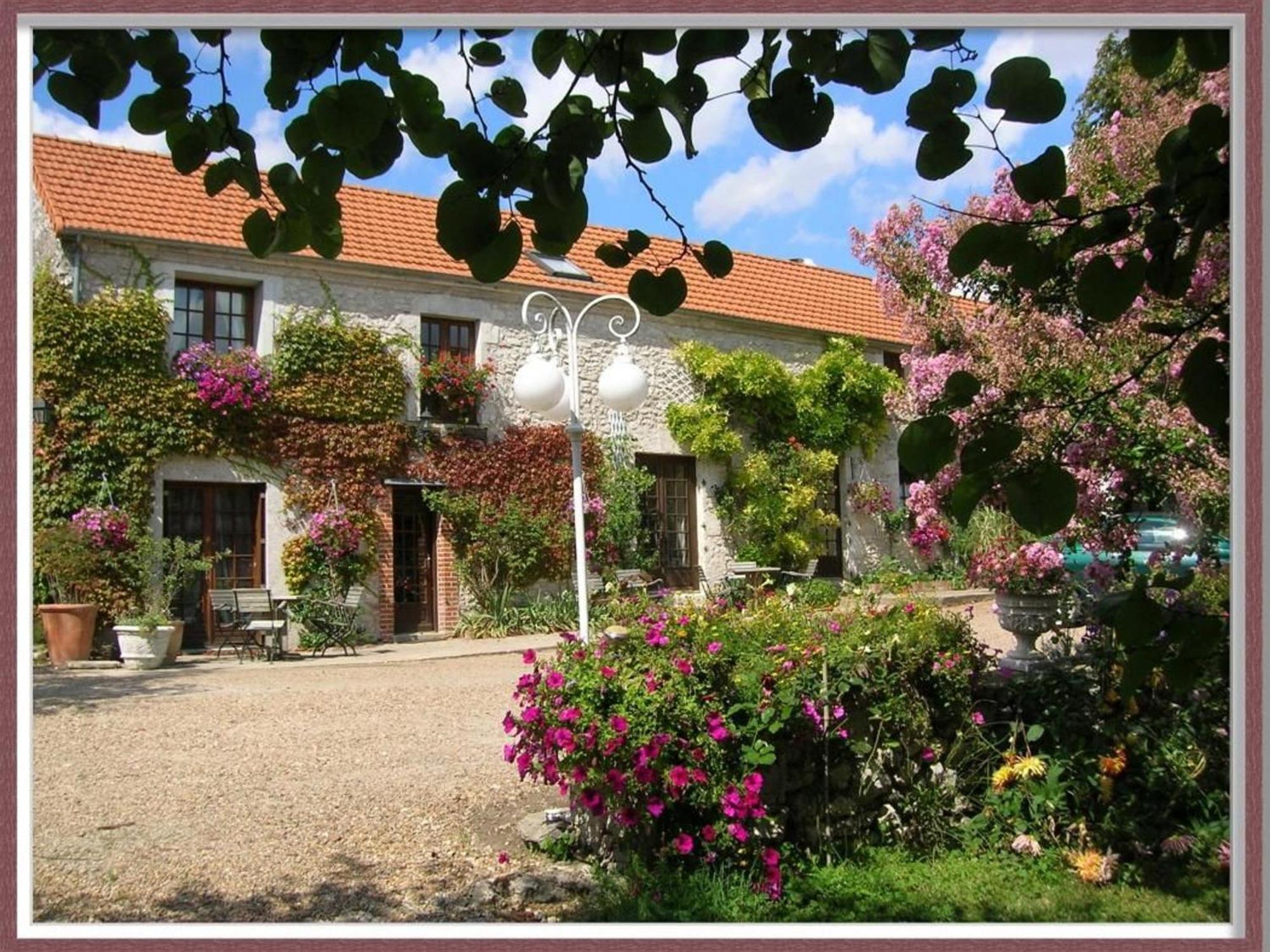 Charme Au Coeur Des Chateaux De La Loire Avec Wifi - Fr-1-590-305 Bed & Breakfast Tavers Ngoại thất bức ảnh